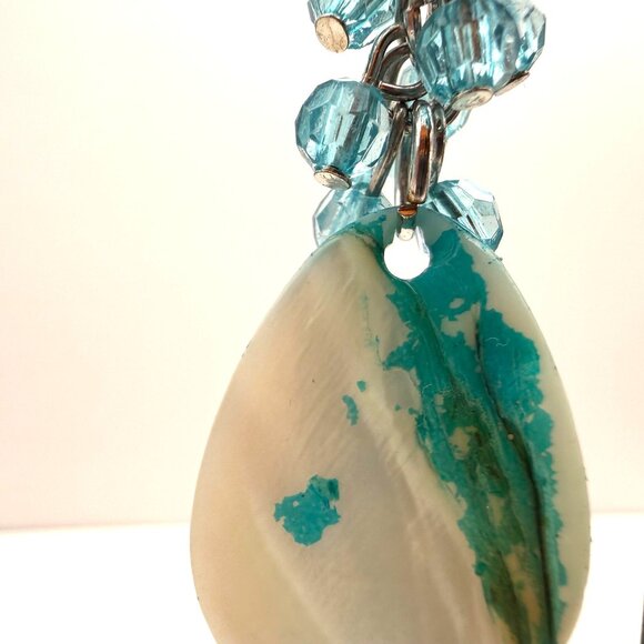 Turquoise & White Shell Dangle Earrings With Blue Beaded Accents Lightweight & C - Picture 3 of 8